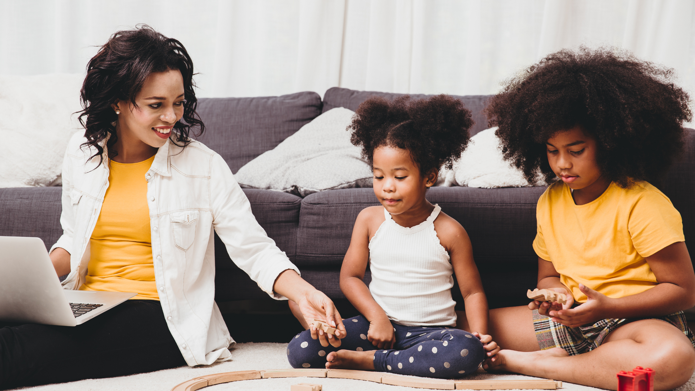 Best Resume Tips for Stay-at-Home Moms Transitioning to the Professional World