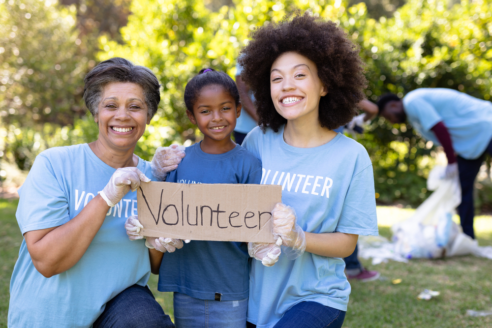 10 Ways to Volunteer with Young Kids and Instill the Value of Giving Back